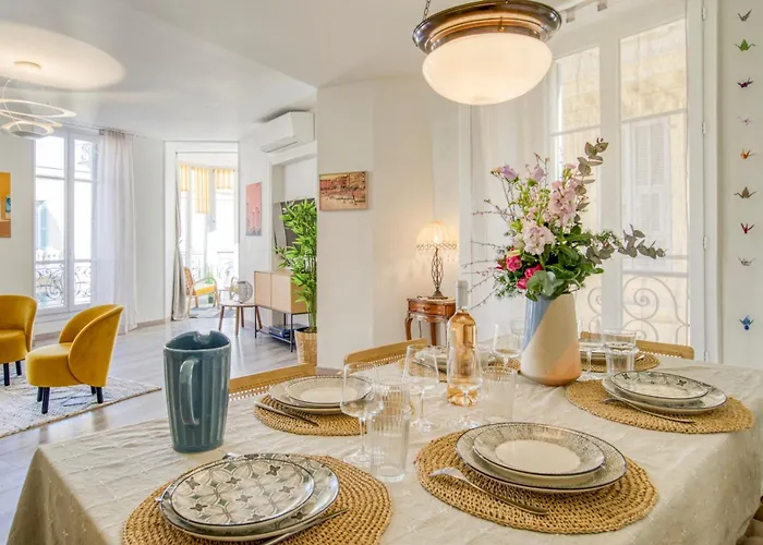 Sublime, Modern, Balconies, A/c, Refurbished Nizza