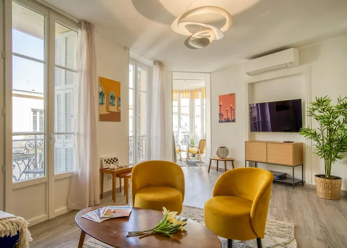Sublime, Modern, Balconies, A/c, Refurbished Appartamento Nizza