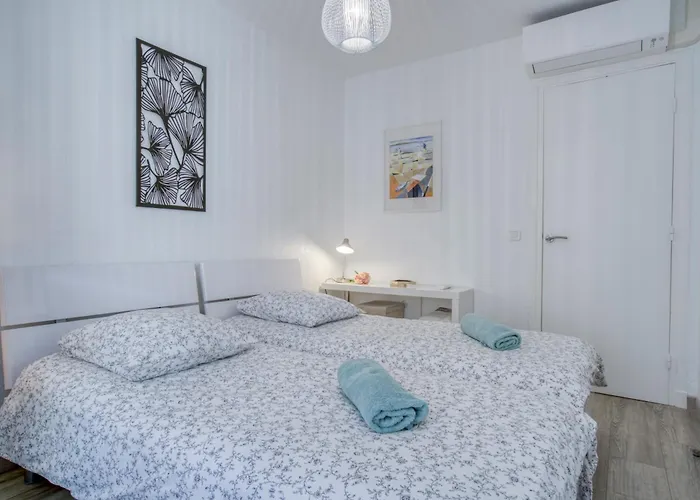Appartamento Sublime, Modern, Balconies, A/c, Refurbished