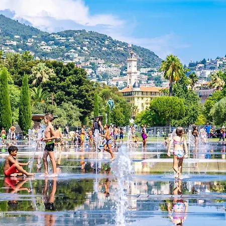 Sublime, Modern, Balconies, A/c, Refurbished * Nice