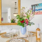 Sublime, Modern, Balconies, A/c, Refurbished * Niza