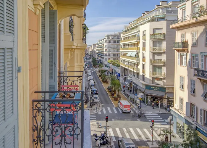 Sublime, Modern, Balconies, A/c, Refurbished