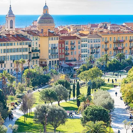 Sublime, Modern, Balconies, A/c, Refurbished *