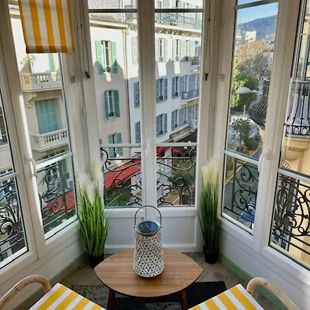 Sublime, Modern, Balconies, A/c, Refurbished Nice
